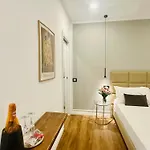 Pensión Sweet 4*